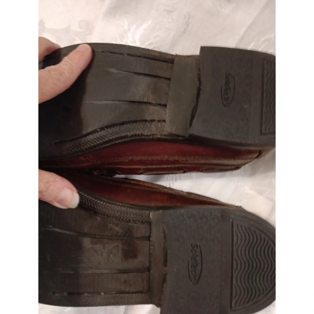 G H Bass Oxblood Red Brown Tassled Kiltie Weejuns Loafers Retro 9.5M Timeless